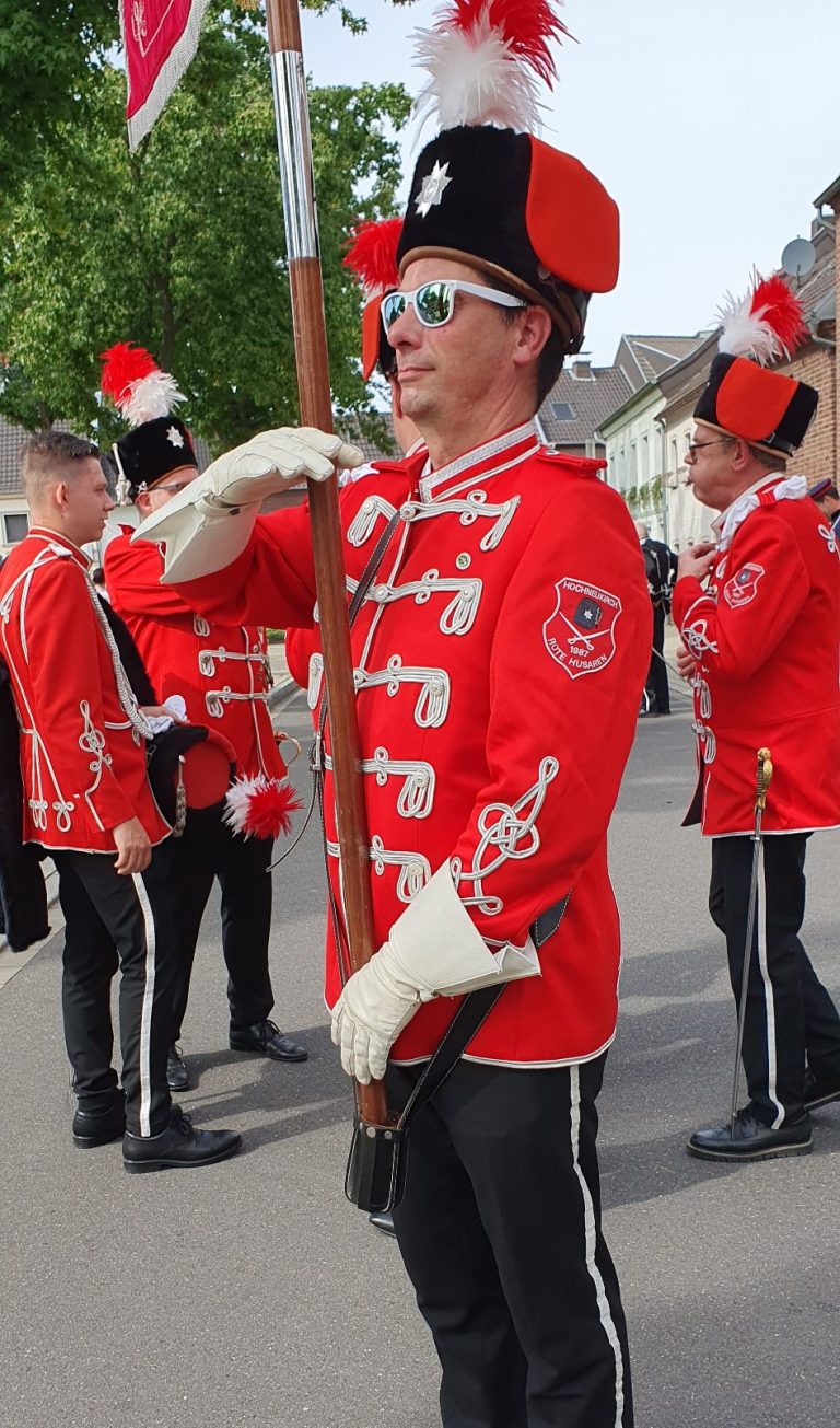 Immer stramm Heute ein Kronprinz...